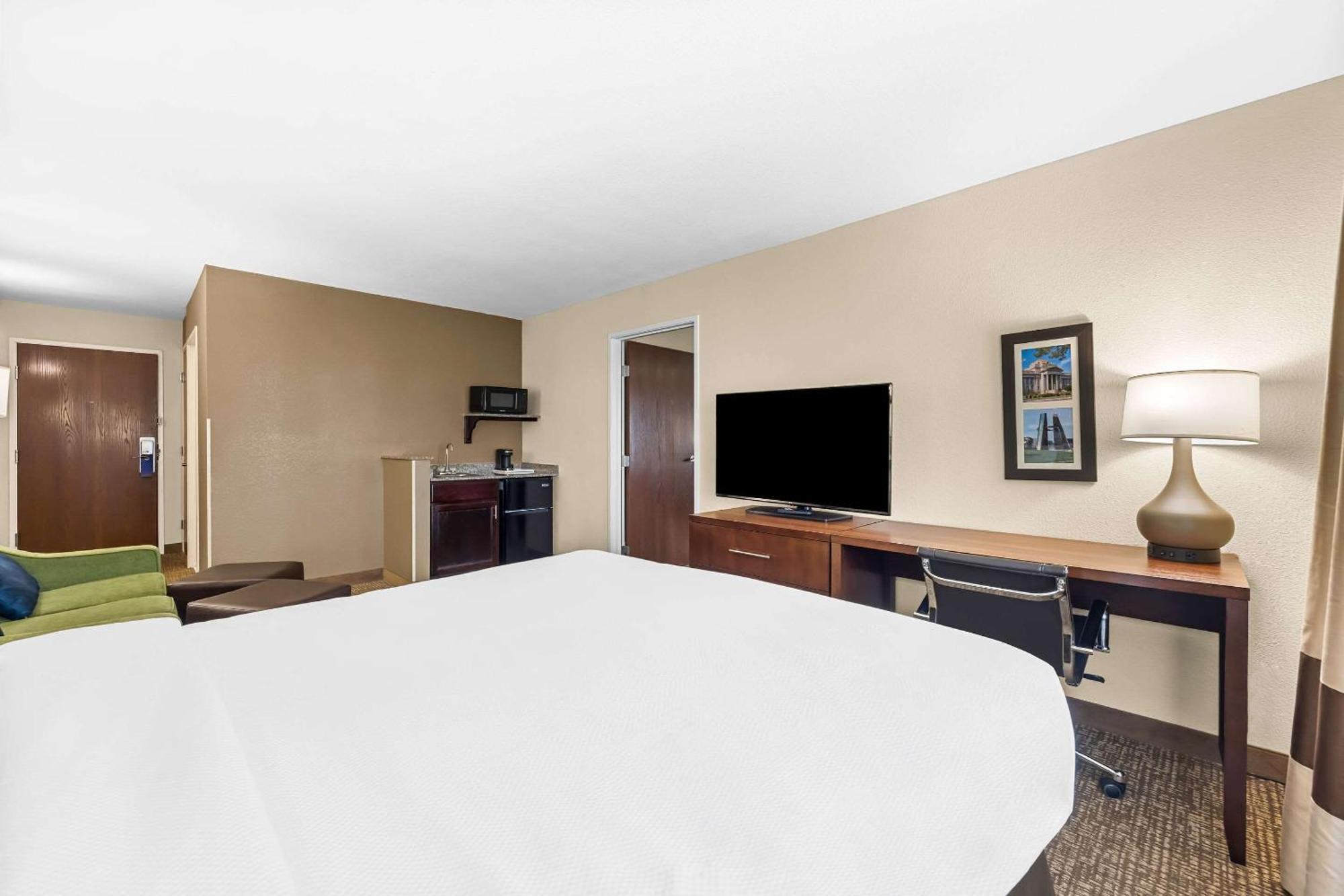 Comfort Inn&Suites Pueblo Exterior foto